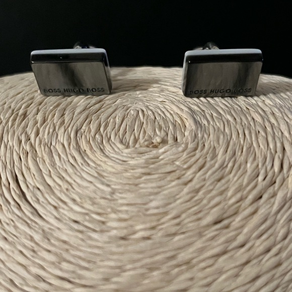 BOSS HUGO BOSS AUTHENTIC DESIGNERS CUFFLINKS & STORAGE BOX - Picture 16 of 17